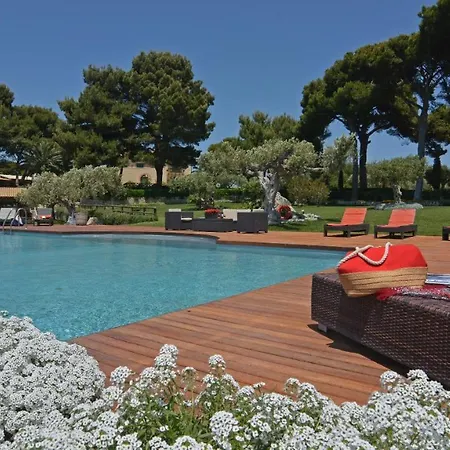 Villa Terra Del Sole 10&2, Emma Licata