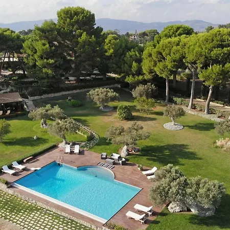 Villa Terra Del Sole 10&2, Emma *