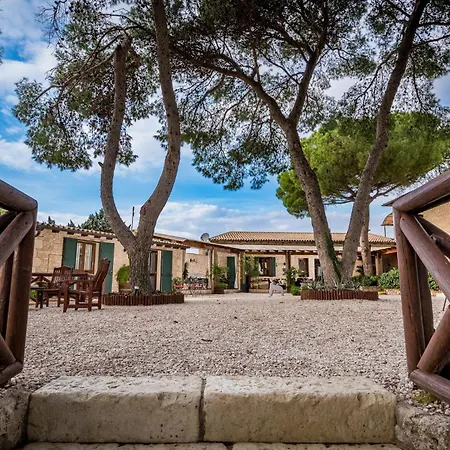 Terra Del Sole 8, Emma Villa Licata